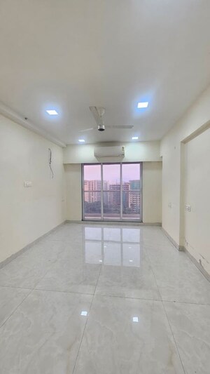 Room in 2 BHK Apartment at RRB Satra Harmony, Chembur – for Rent