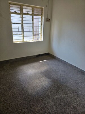 Room in 2 BHK Apartment at Samta Colony – for Sale