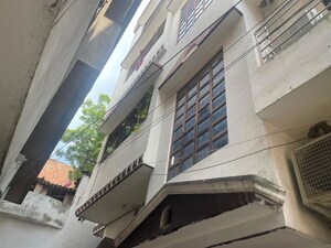 6 BHK Independent House – Exterior View View at Bhelupur - for Sale