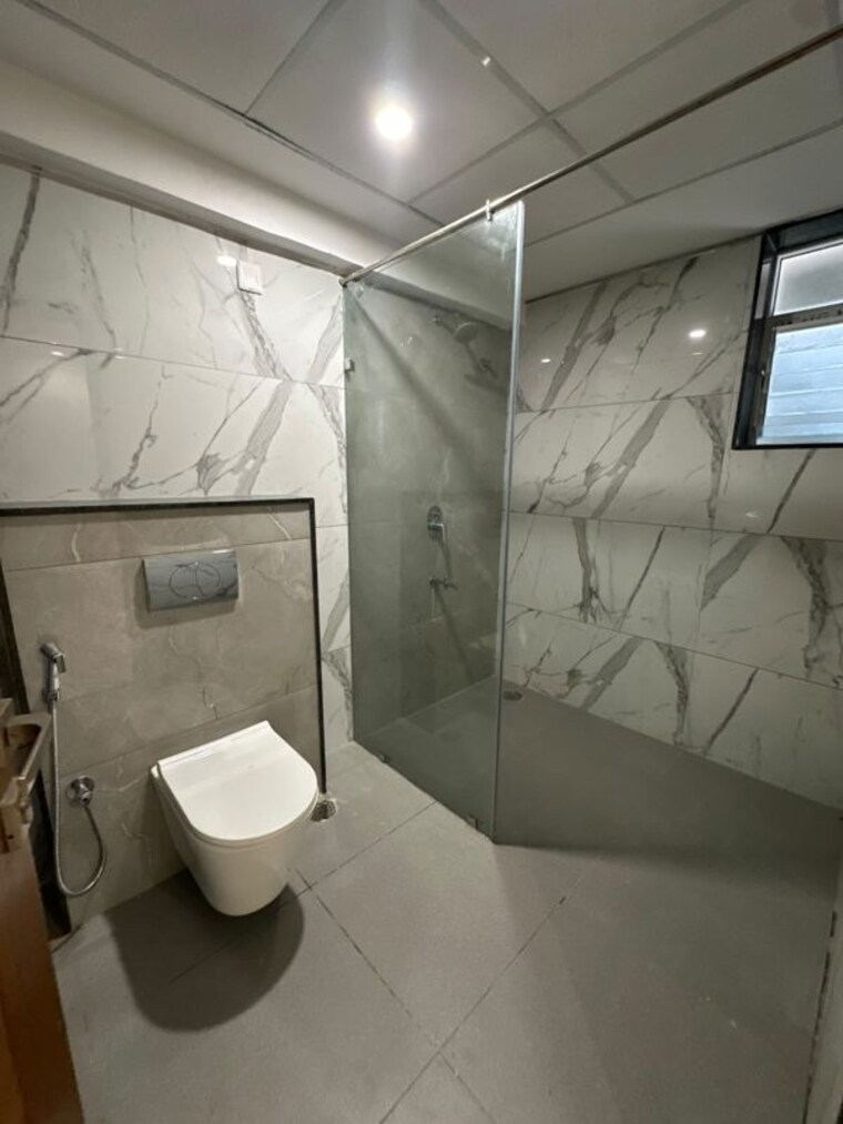 Bathroom, sterling-brunton 4 Bedroom 3750 Sq.Ft. Apartment In Mg Road Bangalore 10735989