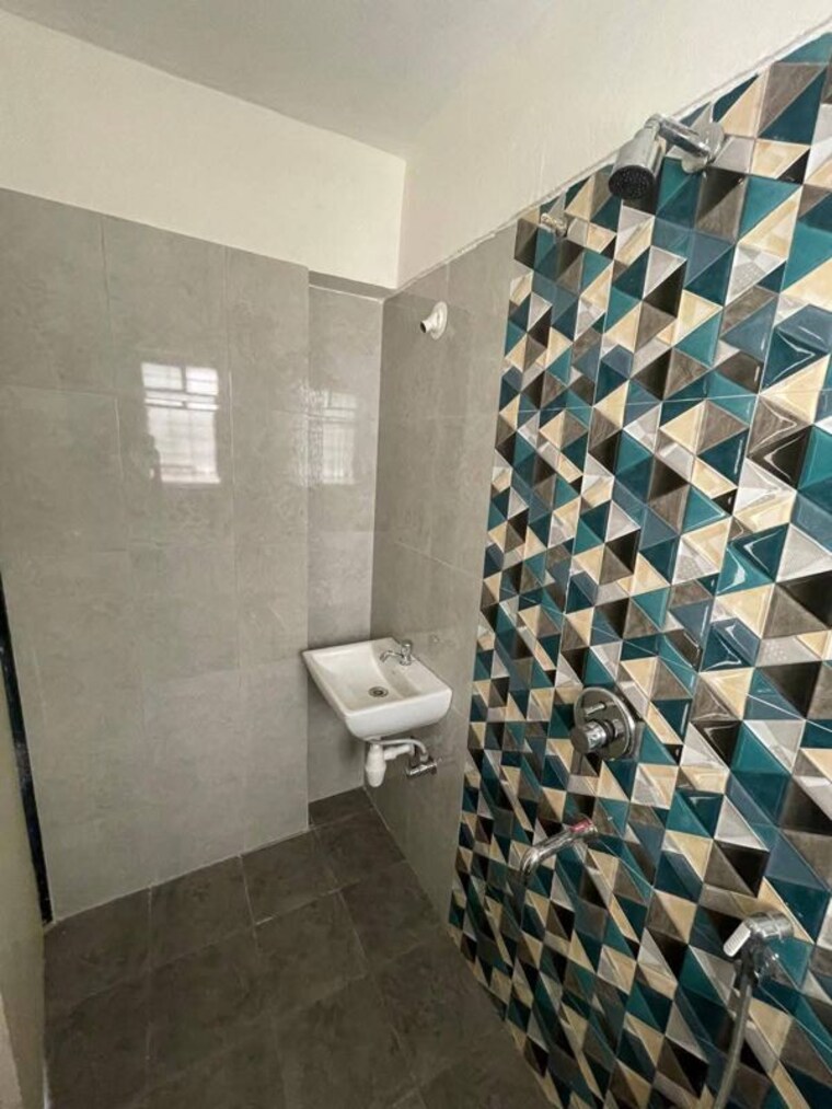Bathroom, aswani-galaxy 2 Bedroom 719 Sq.Ft. Apartment In Wakad Pune 10783158
