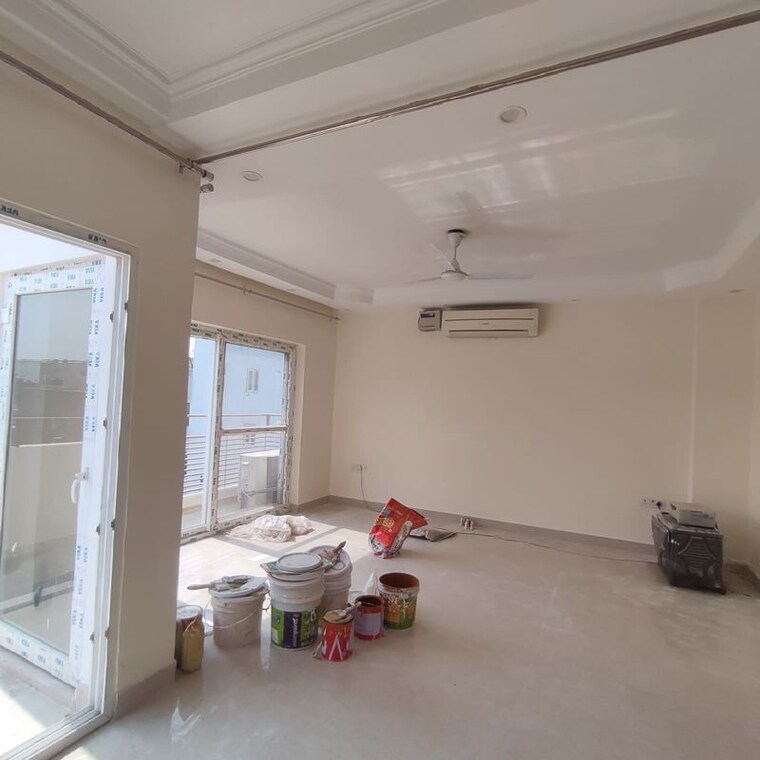  Parking, chattarpur 3 Bedroom 1600 Sq.Ft. Builder Floor In Chattarpur Delhi 10783211