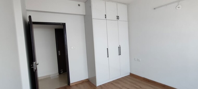 Room, hero-homes-gurgaon 3 Bedroom 1359 Sq.Ft. Apartment In Sector 104 Gurgaon 10783258