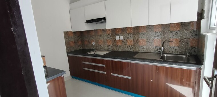 Kitchen, hero-homes-gurgaon 3 Bedroom 1359 Sq.Ft. Apartment In Sector 104 Gurgaon 10783258