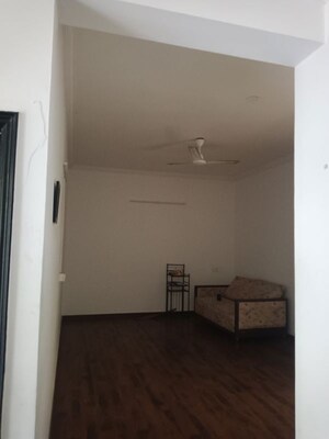 Room in  Apartment at Green Valley – for Sale