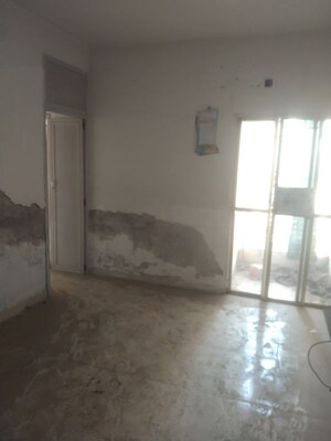 Room in  Apartment at Madhavpura – for Sale
