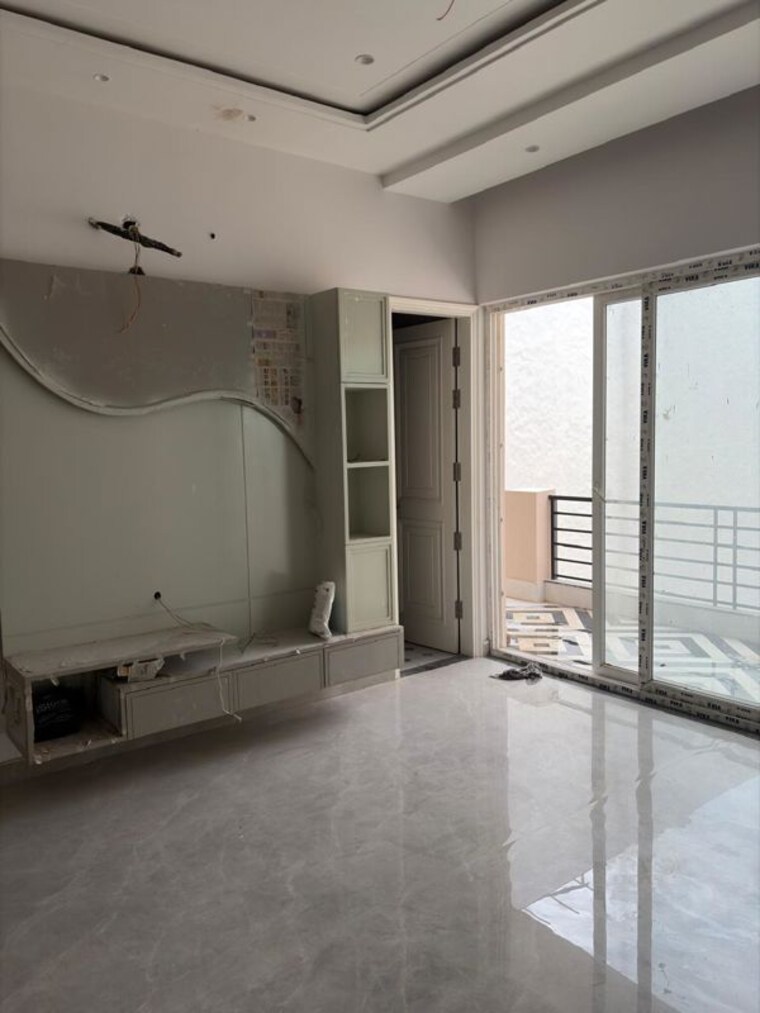 Room, sector 82 6 Bedroom 300 Sq.Yd. Independent House In Sector 82 Mohali 10783493