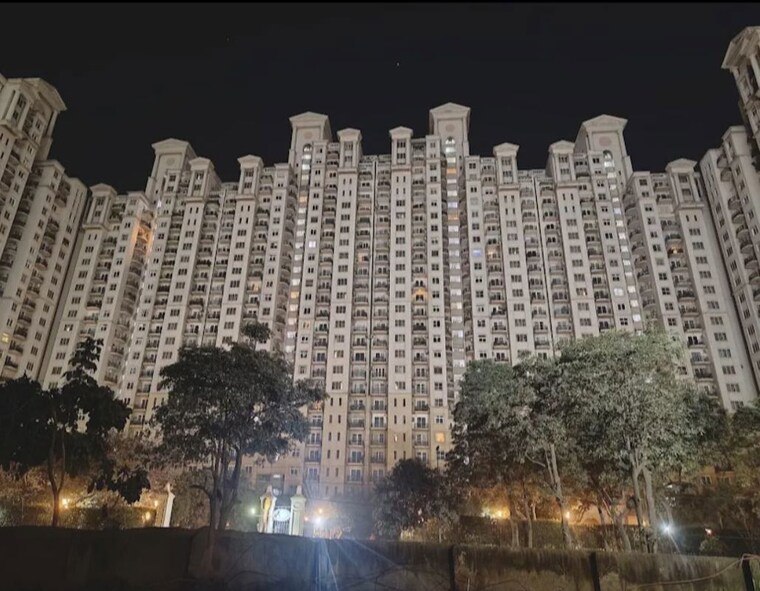 Exterior View, dlf-hamilton-court 3 Bedroom 2540 Sq.Ft. Apartment In Sector 27 Gurgaon 10783541