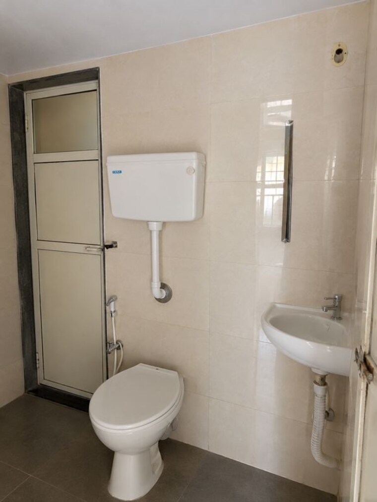 Bathroom, laxmi-avenue-d-global-city-ph-1 2 Bedroom 940 Sq.Ft. Apartment In Virar West Palghar 10783623