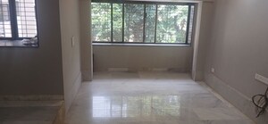 Room in 5 BHK Apartment at Lake Home, Powai – for Sale