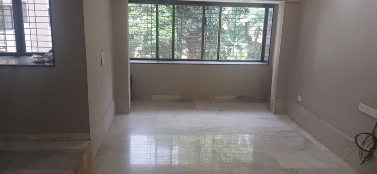 Room, lake-home 5 Bedroom 2700 Sq.Ft. Apartment In Powai Mumbai 10783649