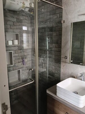 Bathroom in 2 BHK Apartment at Exclusive Apartment, Santacruz West – for Sale