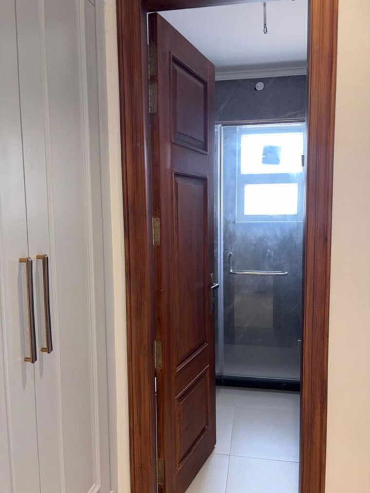 Bathroom, aerocity 5 Bedroom 306 Sq.Yd. Independent House In Aerocity Mohali 10783698