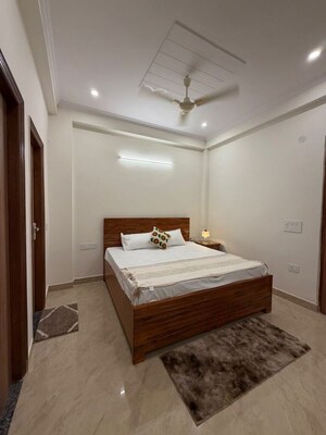 Bedroom in Studio Builder Floor at Sushant Lok I – for Rent