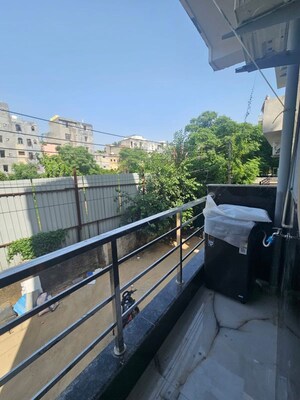 Balcony in 2 BHK Builder Floor at Sushant Lok I – for Rent