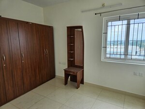 Room in 2 BHK Apartment at Peenya – for Rent