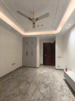 Building Lobby in 3 BHK Builder Floor at Sushant Lok I – for Rent