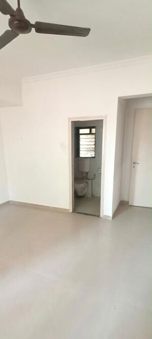 Room in 3 BHK Apartment at Puranik City, Kasarvadavali – for Sale