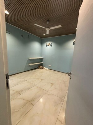 Furnished Amenities in 1 BHK Builder Floor at Saket – for Rent