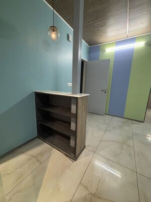 Furnished Amenities in 1 BHK Builder Floor at Saket – for Rent
