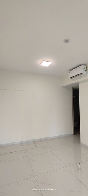 Room in 2.5 BHK Apartment at Runwal Bliss, Kanjurmarg East – for Sale