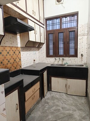 Kitchen in 1 BHK Independent House at Sector 31 – for Rent
