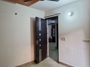 Room in 3 BHK Builder Floor at Uttam Nagar West – for Rent