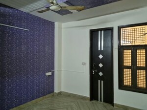 Room in 3 BHK Builder Floor at Uttam Nagar West – for Rent