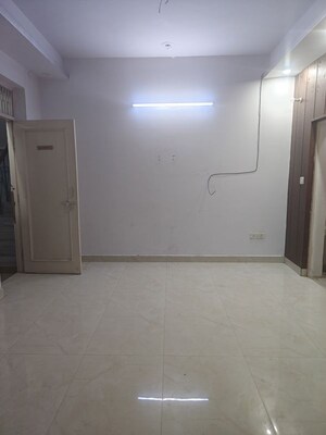 Room in 2 BHK Builder Floor at Ashoka Enclave – for Rent
