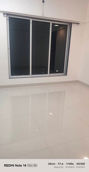Room in 2 BHK Apartment at DGS Sheetal Tapovan, Malad East – for Rent