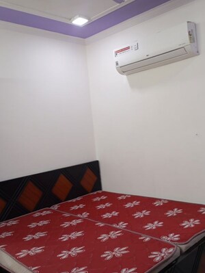Bedroom in 1 BHK Builder Floor at Sant Nagar – for Rent