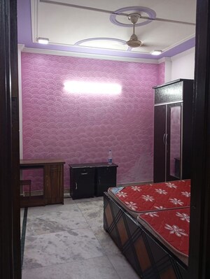 Bedroom in 1 BHK Builder Floor at Sant Nagar – for Rent
