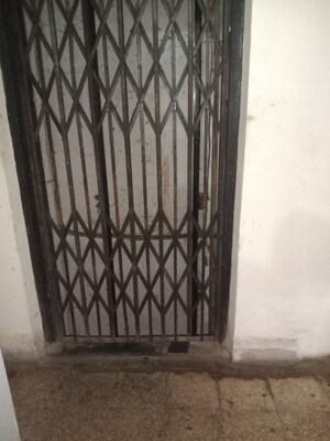 Lift in  Office Space at Gurukrupa CHS Dadar, Dadar West – for Sale
