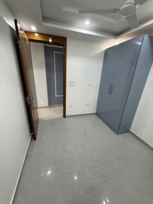 2 BHK Builder Floor For Sale in Sant Nagar