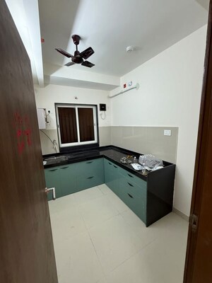 Kitchen in 1.5 BHK Apartment at Kalpataru Elitus, Mulund West – for Rent