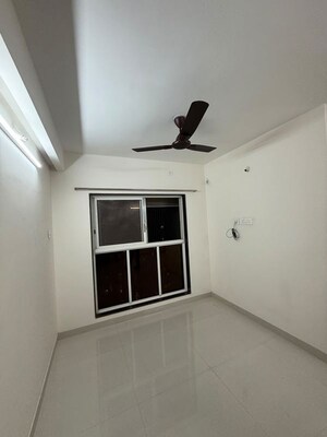 1.5 BHK Apartment For Rent in Kalpataru Elitus, Mulund West