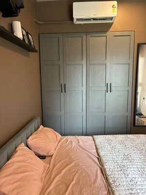 Room in 2 BHK Apartment at Runwal Eirene, Balkum Pada – for Sale