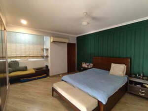 Bedroom in 3 BHK Builder Floor at Panchsheel Park – for Rent