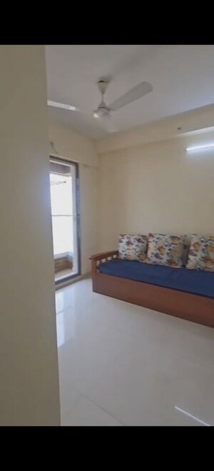 2 BHK Apartment For Rent in Ashar Axis, Majiwada