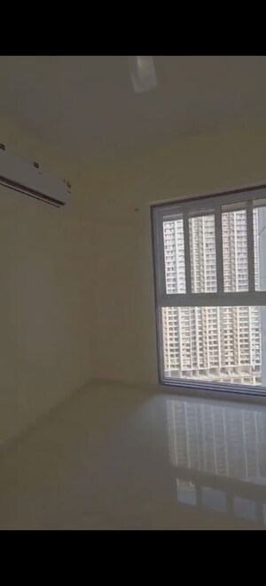 Room in 2 BHK Apartment at Ashar Axis, Majiwada – for Rent