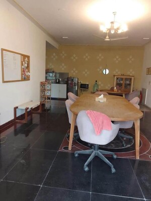 Team Area in 1 BHK Builder Floor at Greater Kailash – for Rent