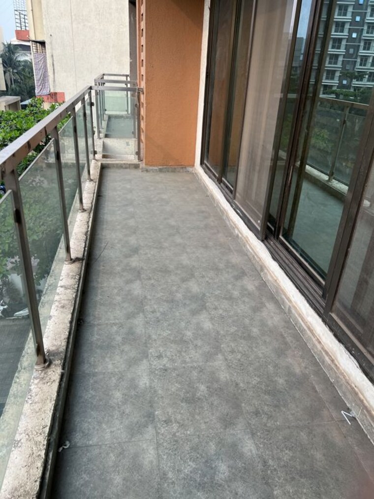 Balcony, vs-empire-estate 3 Bedroom 2300 Sq.Ft. Apartment In Kharghar Navi Mumbai 10783928