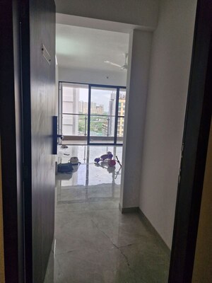 Room in 2 BHK Apartment at Unique Youtopia, Kharadi – for Rent