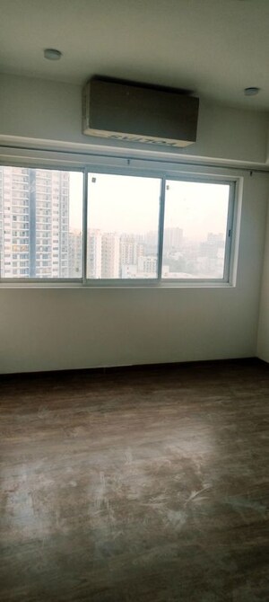 Room in 4 BHK Apartment at Godrej Air Sector 85, Sector 85 – for Rent