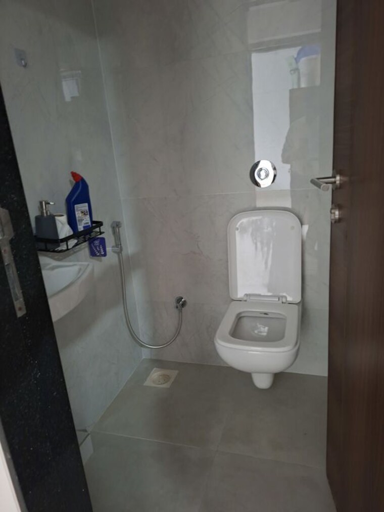 Bathroom, arkade-crown 3 Bedroom 1115 Sq.Ft. Apartment In Borivali West Mumbai 10783991