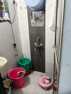 Bathroom in 1 BHK Apartment at Sector 5 Vashi – for Sale