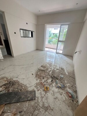 2 BHK Apartment For Sale in Pragati Apartments Dahanukar Colony, Dahanukar Colony