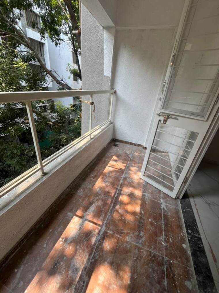 Balcony, pragati-apartments-dahanukar-colony 2 Bedroom 1075 Sq.Ft. Apartment In Dahanukar Colony Pune 10784011