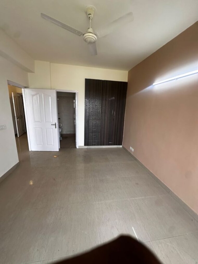 Room, tulip-orange 3 Bedroom 1137 Sq.Ft. Apartment In Sector 70 Gurgaon 10784053