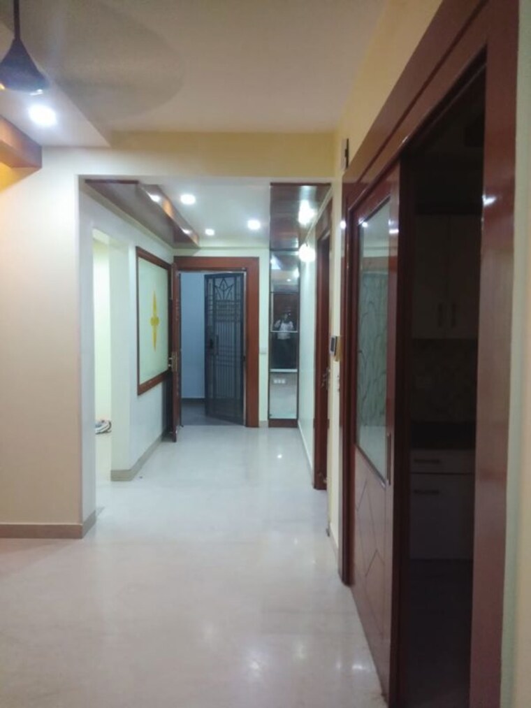 undefined, hauz khas 3 Bedroom 2000 Sq.Ft. Builder Floor In Hauz Khas Delhi 10784065